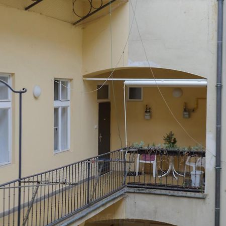 Pinkova Apartments Prague Luaran gambar